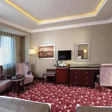 Emporium 3*