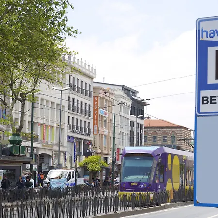 Emporium Szálloda 3*