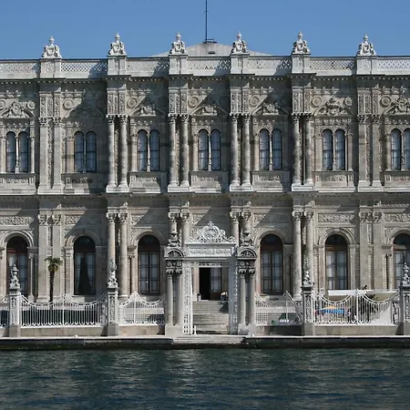 Emporium 3*