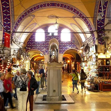 Emporium Szálloda 3*