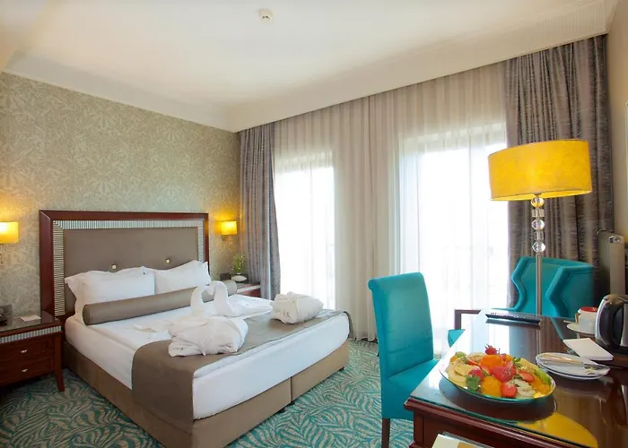 Emporium Отель 3*