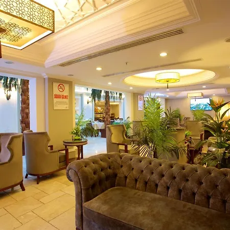 Emporium Hotel 3*