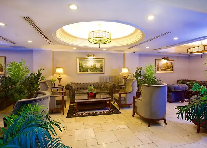 Emporium Отель 3*