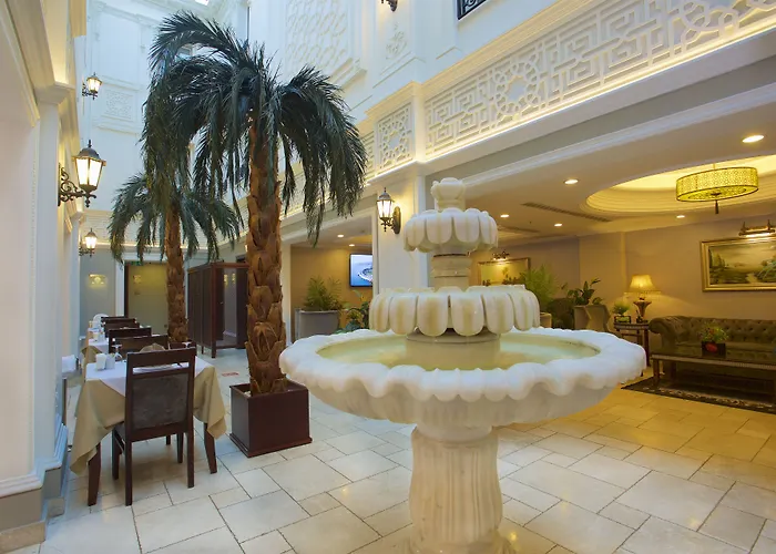 Emporium Отель 3*