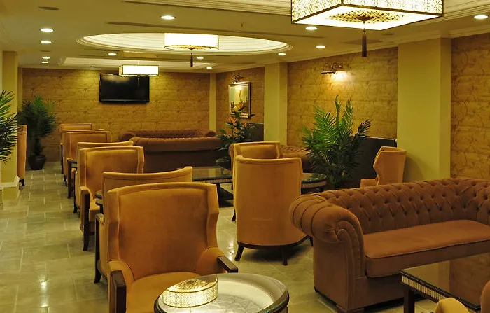 Emporium Отель 3*